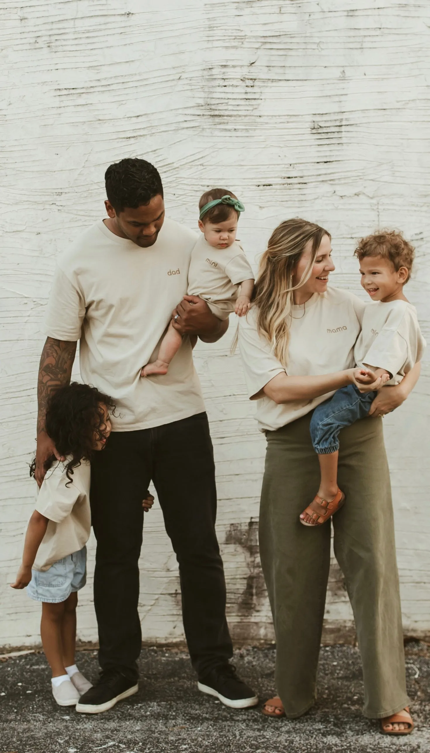 Adult Family Embroidery "dad" T-Shirt - 3 Colors