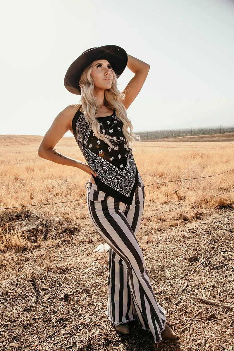 BANDANA BLACK HALTER TOP SCOOP NECK