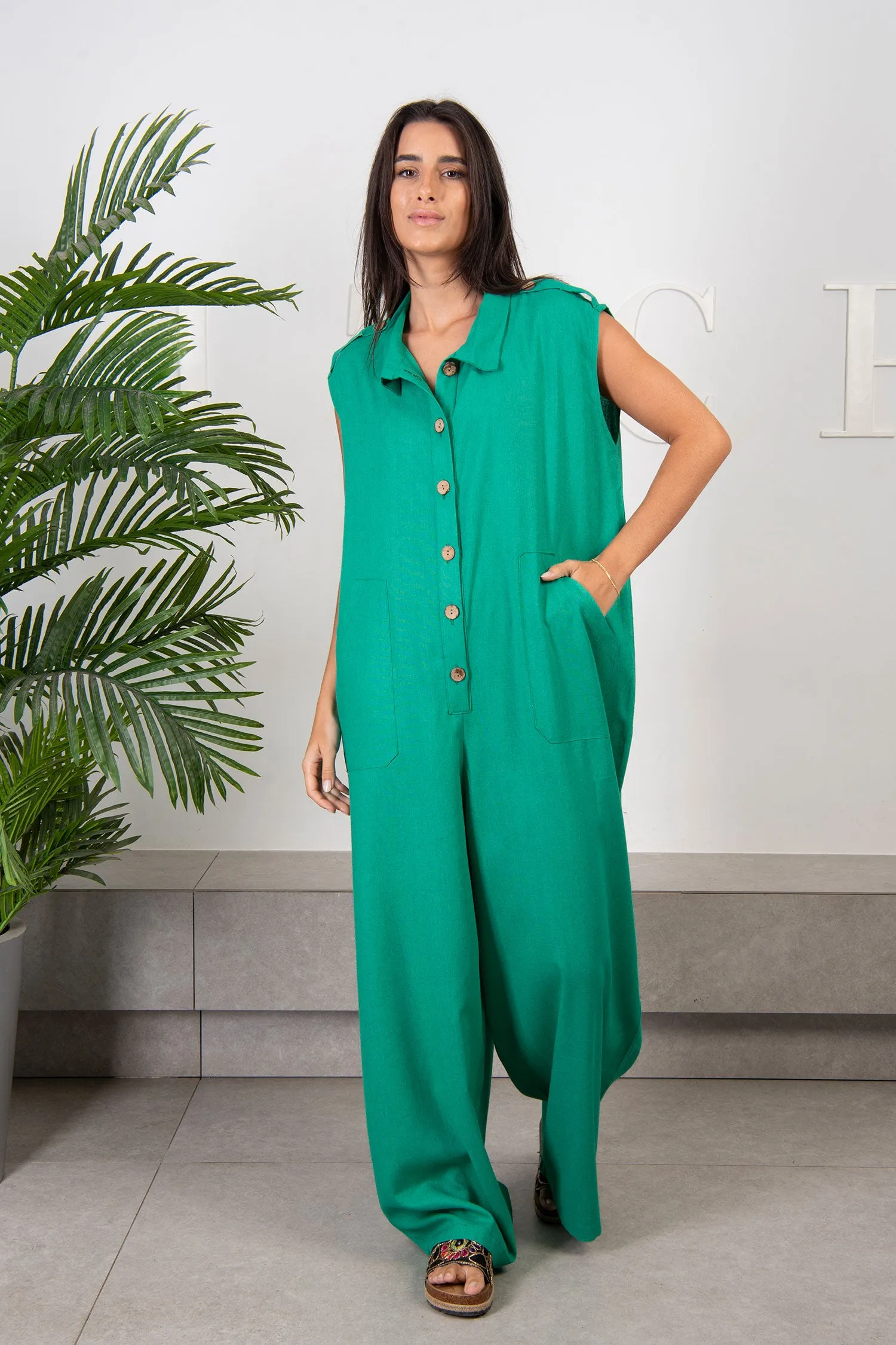 Linen Jumpsuit With Buttons - Zola