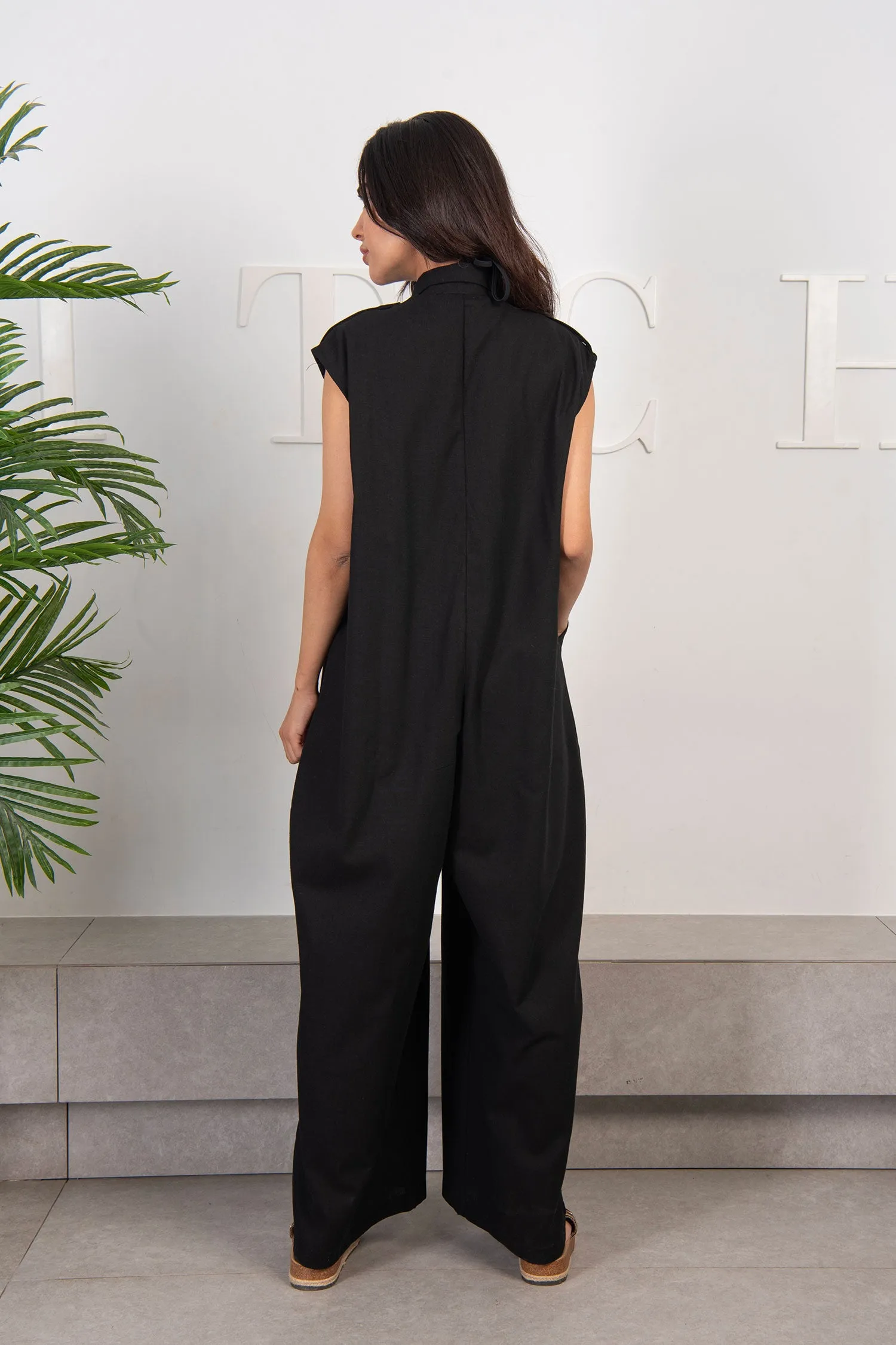 Linen Jumpsuit With Buttons - Zola