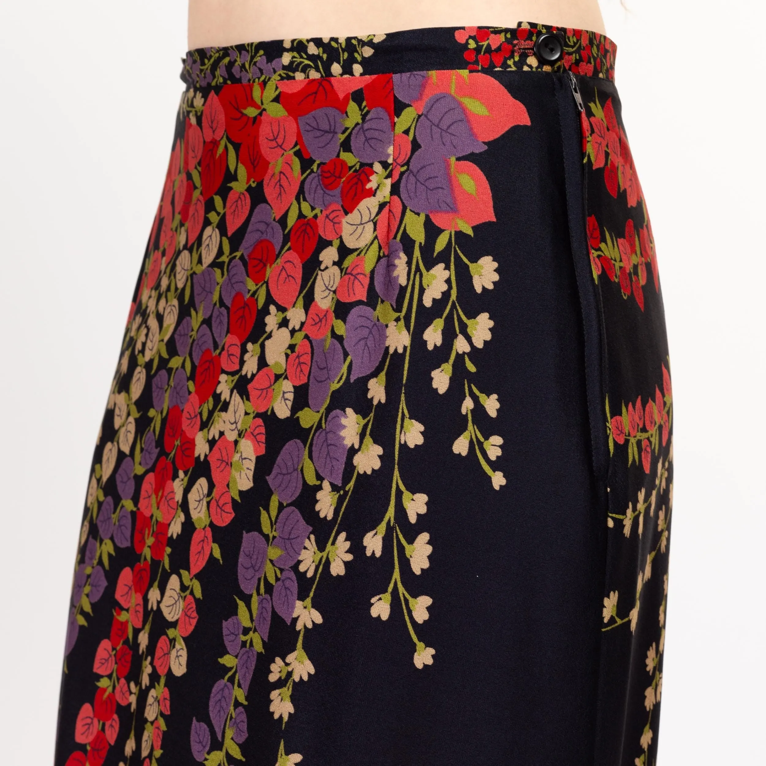 Med-Lrg 70s Black Psychedelic Floral Maxi Skirt 31"