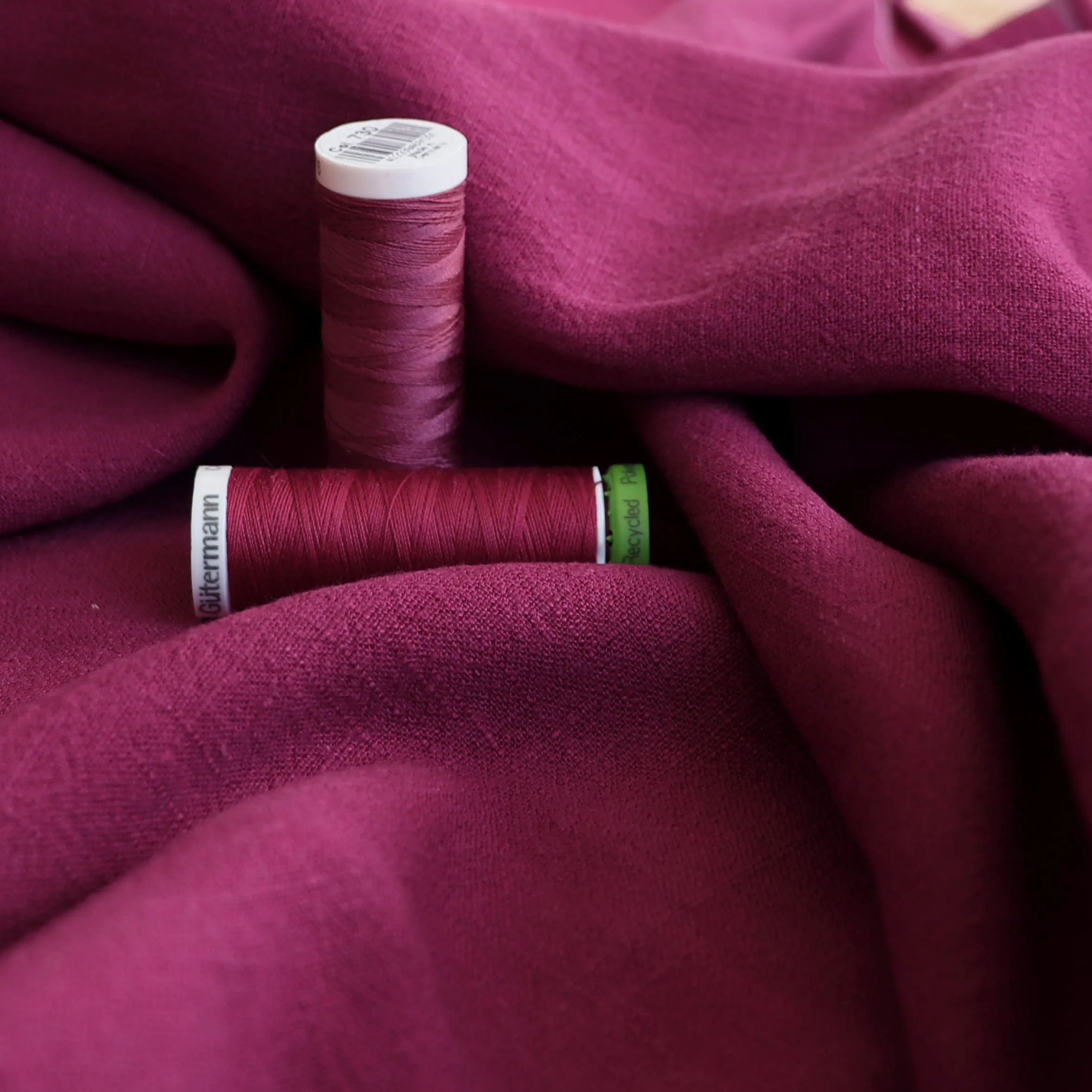 Viscose Linen Slub - Fuchsia Pink